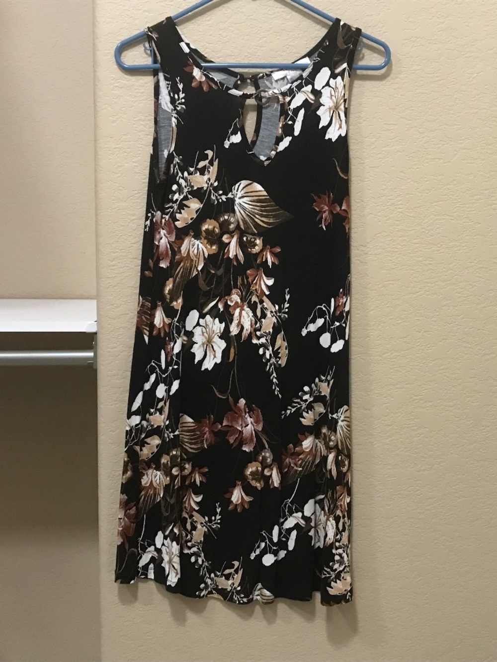 Black Lascana for Venus sleeveless dress.
